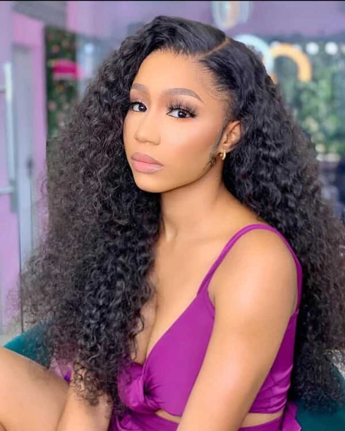 Mid-Back Abundant Curls Mid-Back Abundant Curls — Simple Frontal Hairstyles