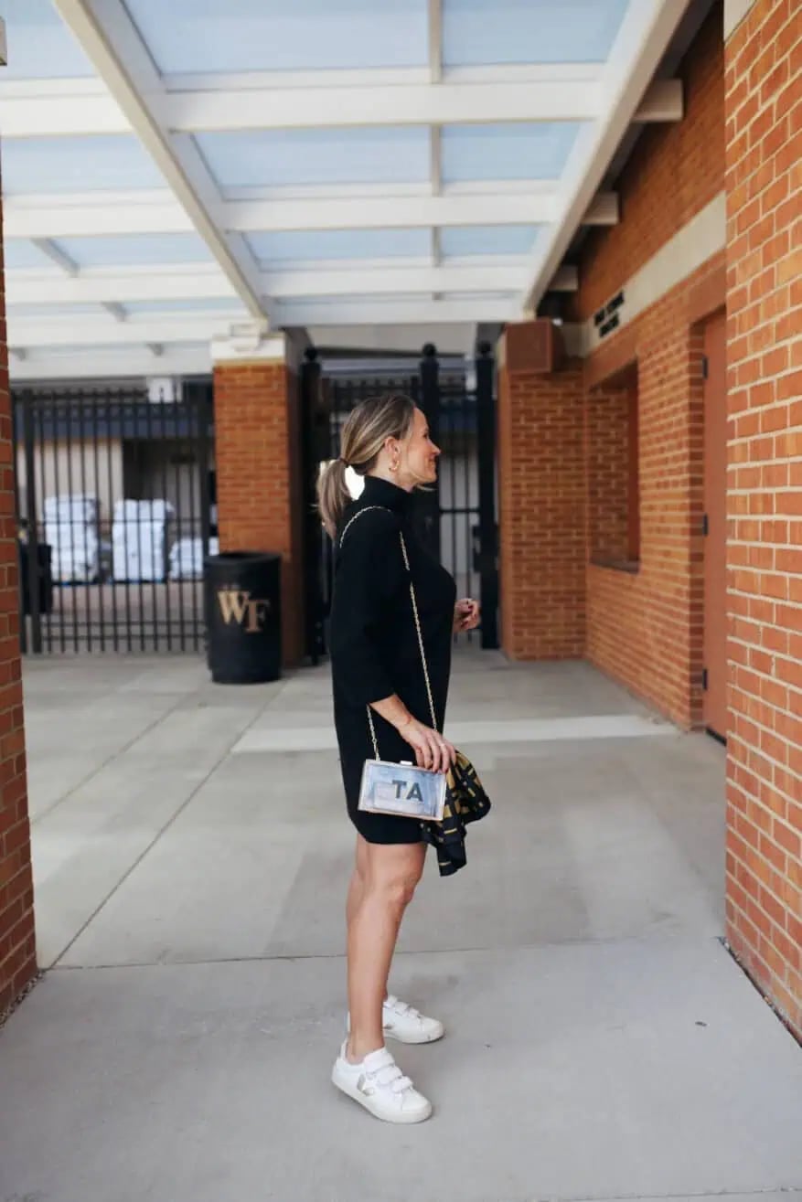 Black Knit Mini Dress with White Velcro Sneakers Black Knit Mini Dress with White Velcro Sneakers — Simple Game Day Outfits