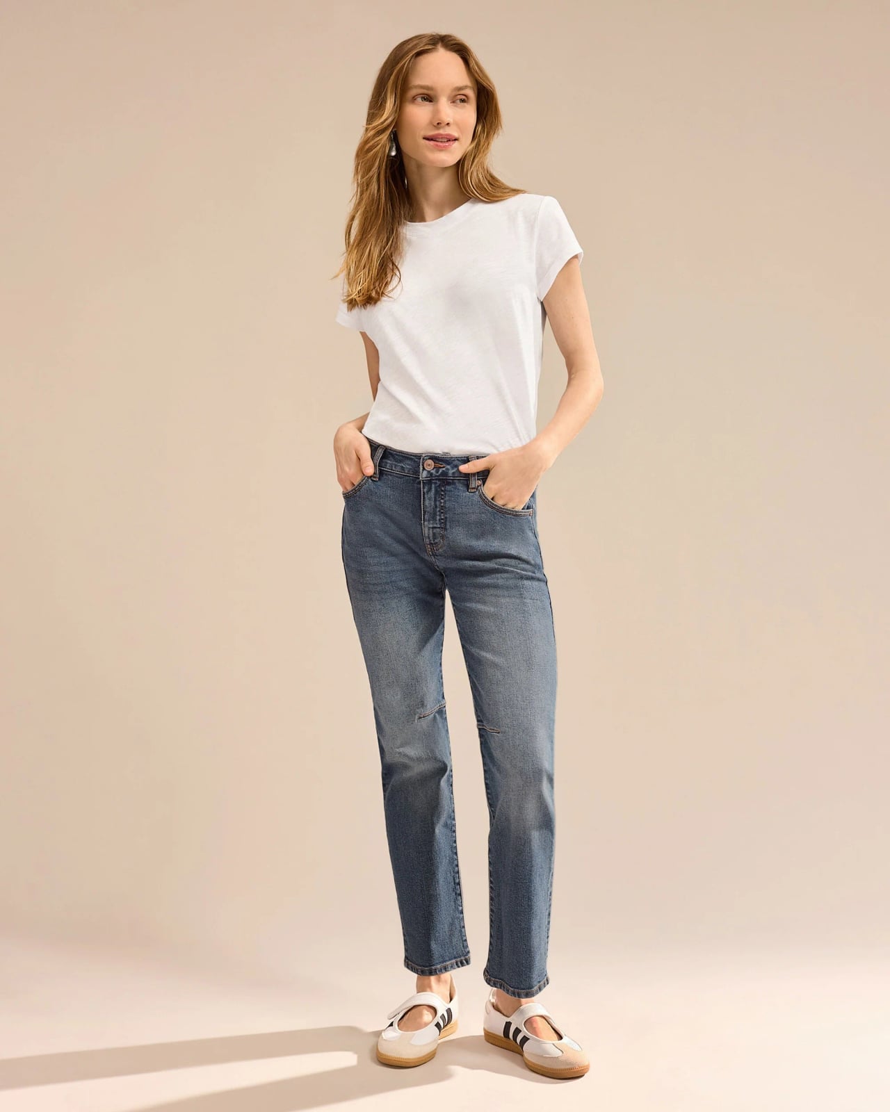 White T-Shirt and Straight-Leg Jeans with Mary Jane Sneakers White T-Shirt and Straight-Leg Jeans with Mary Jane Sneakers — Simple Game Day Outfits