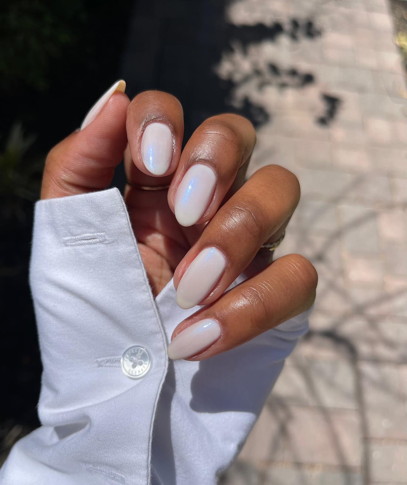 Milky White Shimmer Short Almond Milky White Shimmer Short Almond — Simple Gel Nails Colors