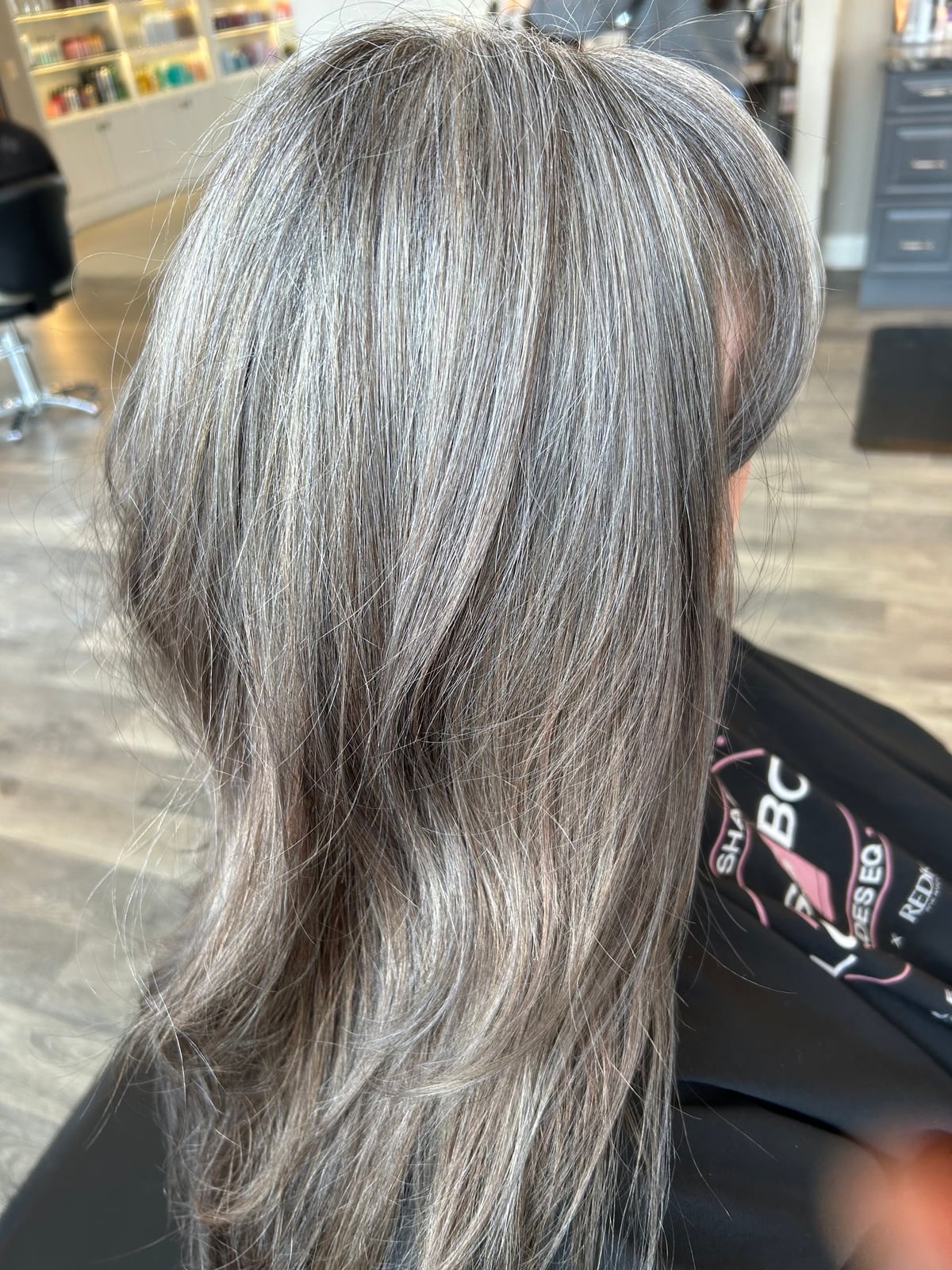 Collarbone Layers With Gray Blend — Simple Gray Blending