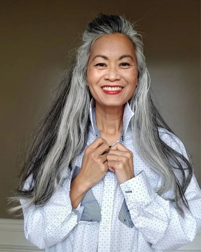Mid-Back Wavy Hair With Pulled-Up Top Mid-Back Wavy Hair With Pulled-Up Top — Simple Gray Hair
