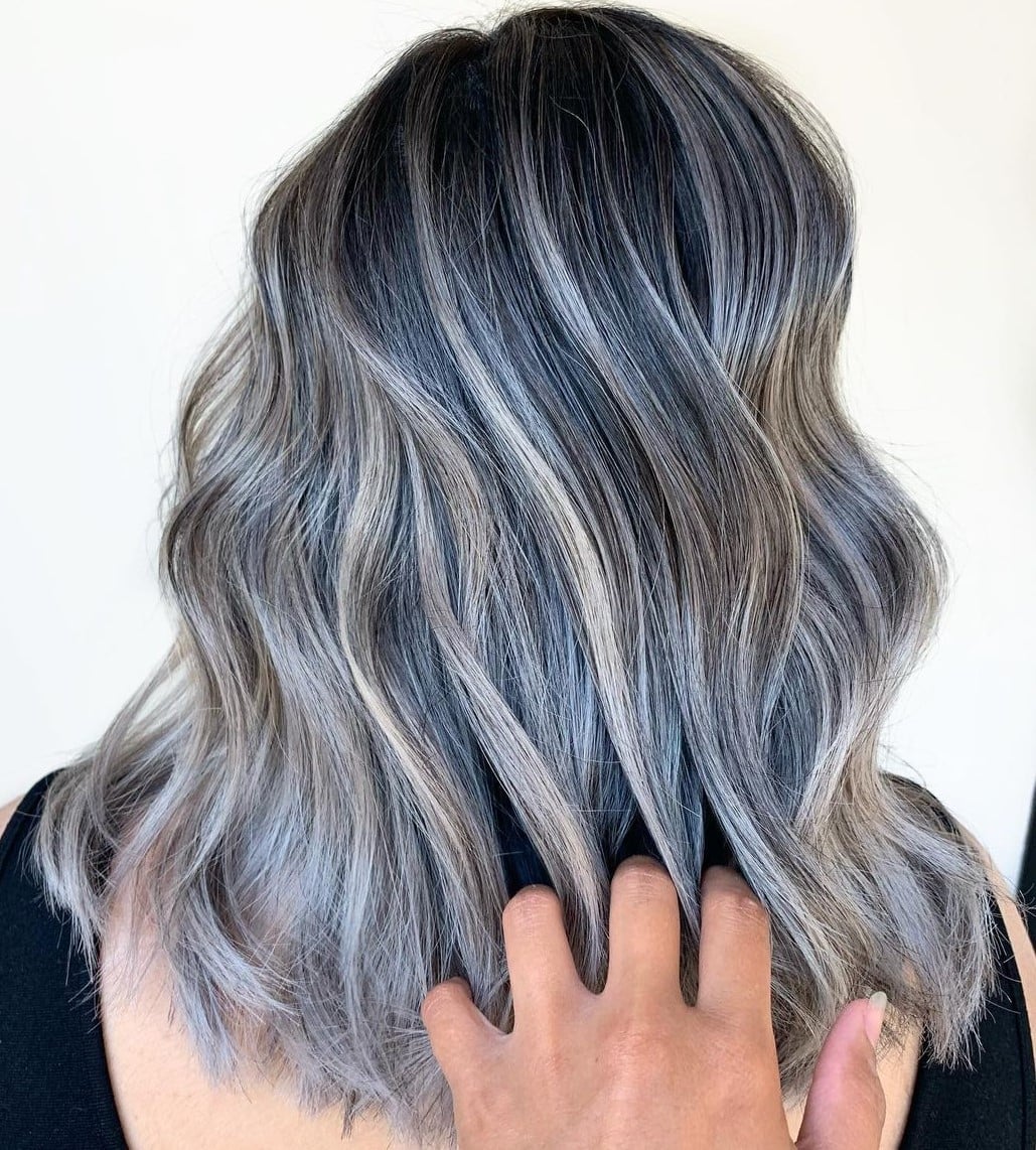 Collarbone Waves With Ash Blonde Silver Highlights — Simple Gray Highlights