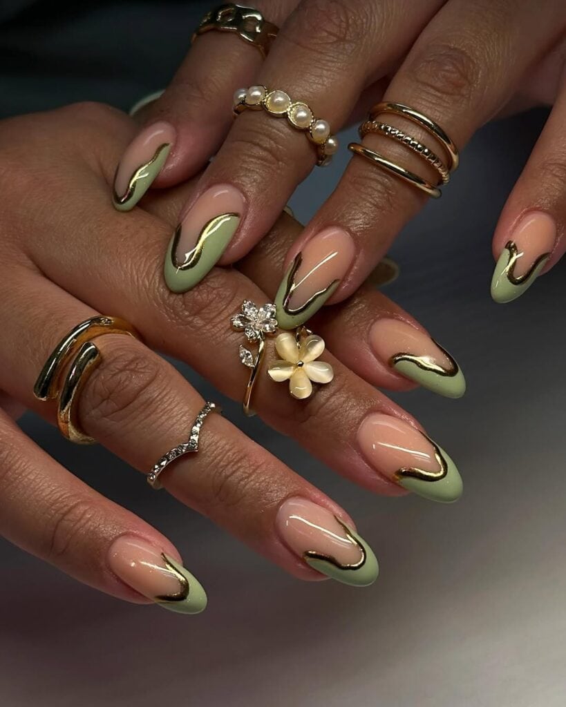 Trending Green Nail Designs Trending Green Nail Designs — Simple Green Chrome Nails