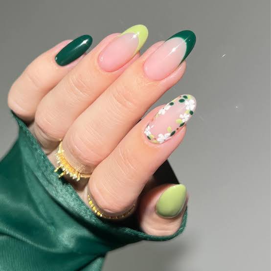 Matte Light Green French Tip Medium Oval Nails Matte Light Green French Tip Medium Oval Nails — Simple Green French Tip Nails