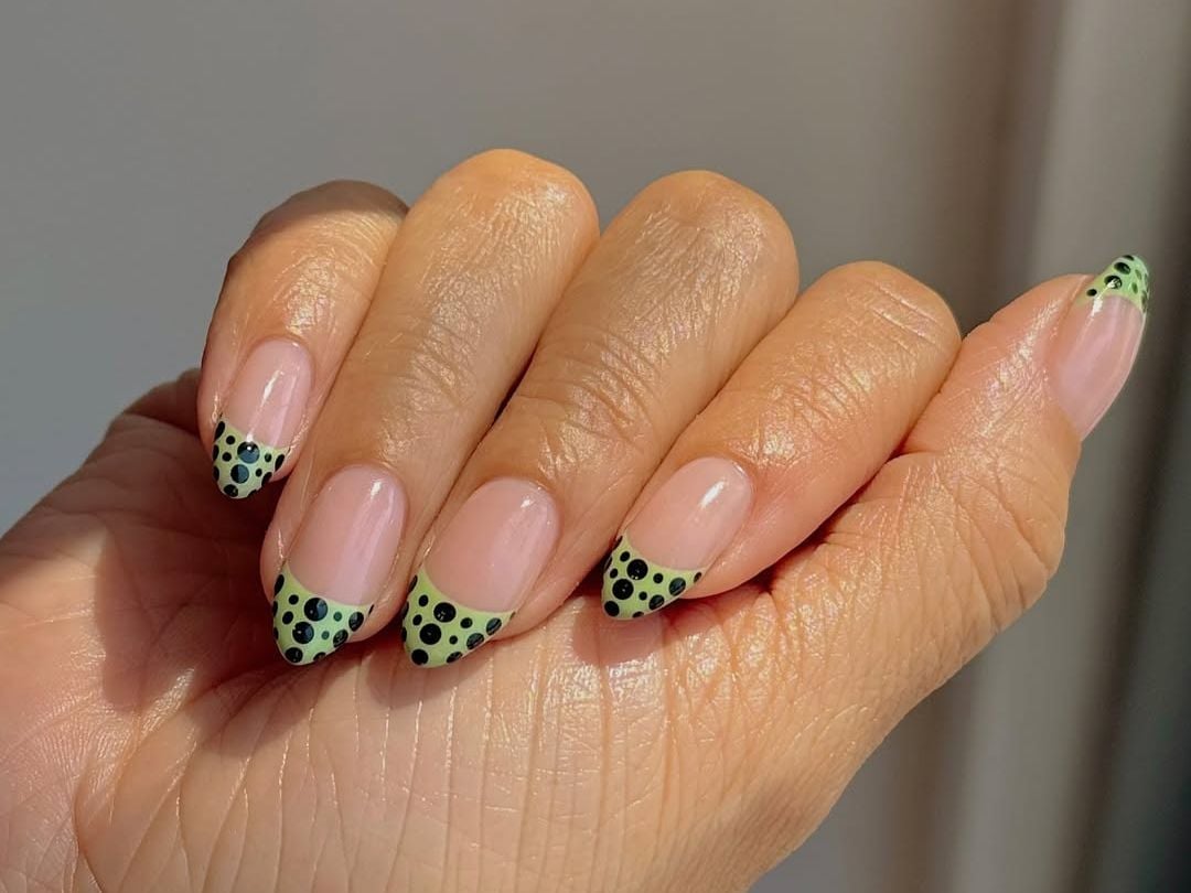 Green French Tips With Black Dots Medium Almond Nails Green French Tips With Black Dots Medium Almond Nails — Simple Green French Tip Nails