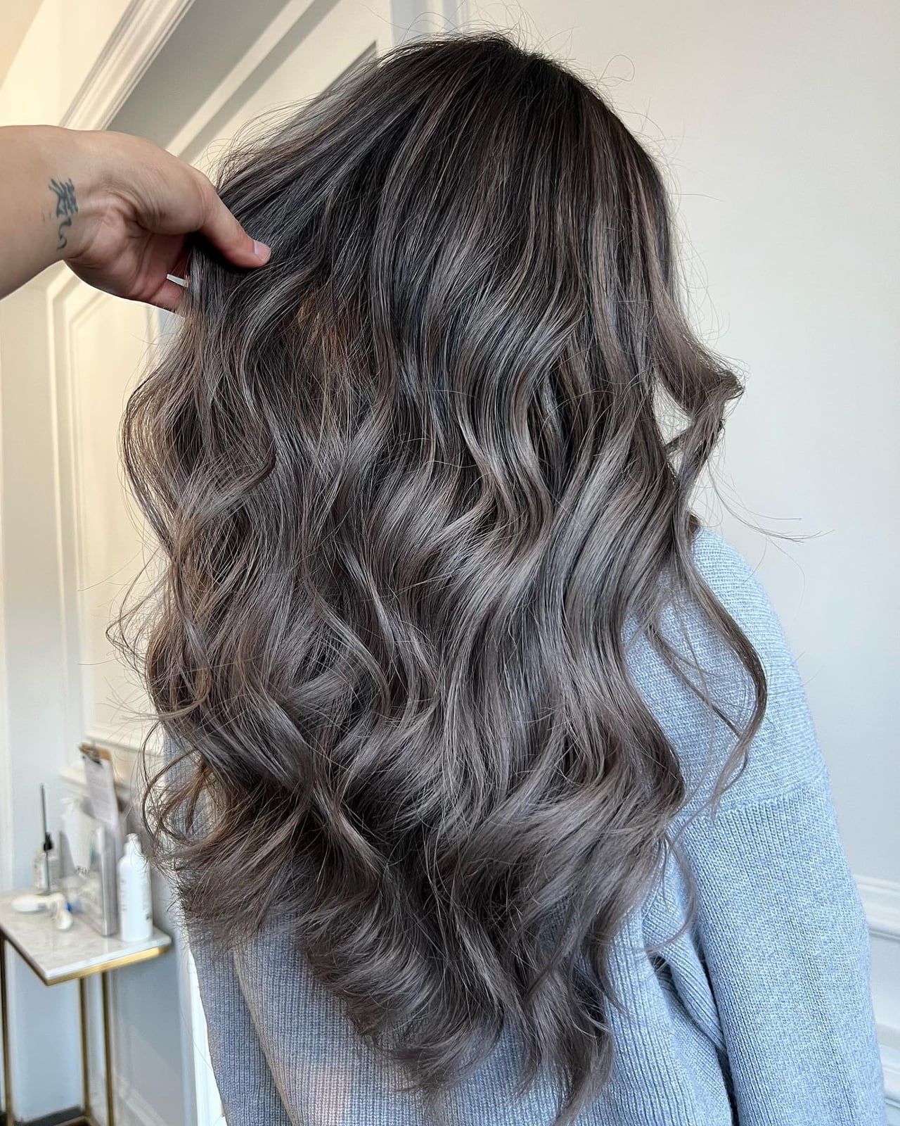 Mid-Back Layers With Dark Brown And Grey Highlights — Simple Grey Highlights