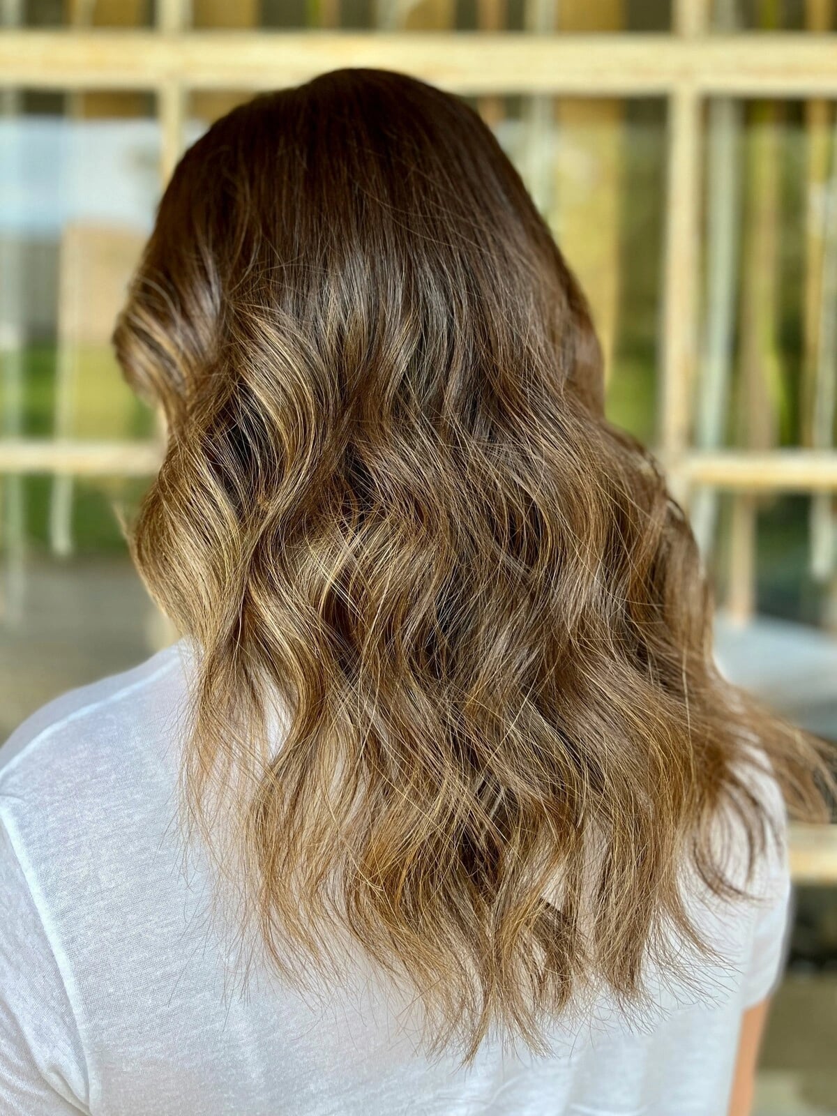 Mid-Back Dark Brown With Caramel Balayage, Close-Up Take Mid-Back Dark Brown With Caramel Balayage, Close-Up Take — Simple Hair Color Chart