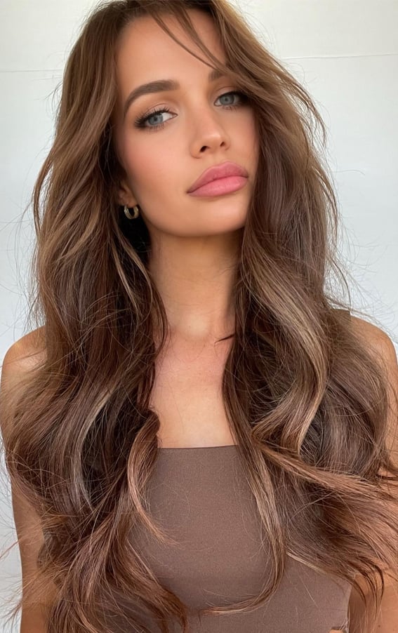 Collarbone Medium Brown With Ashy Highlights — Simple Hair Color for Pale Skin