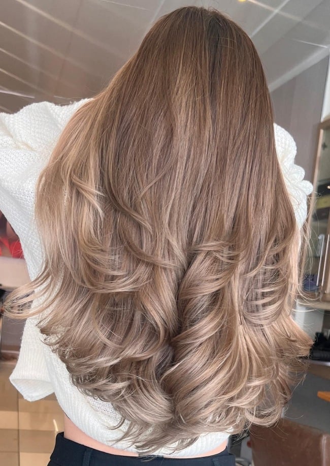 Mid-Back Ash Brown With Blonde Highlights — Simple Hair Color for Pale Skin