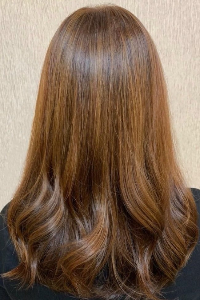 Mid-Back Light Brown With Subtle Highlights — Simple Hair Color for Pale Skin