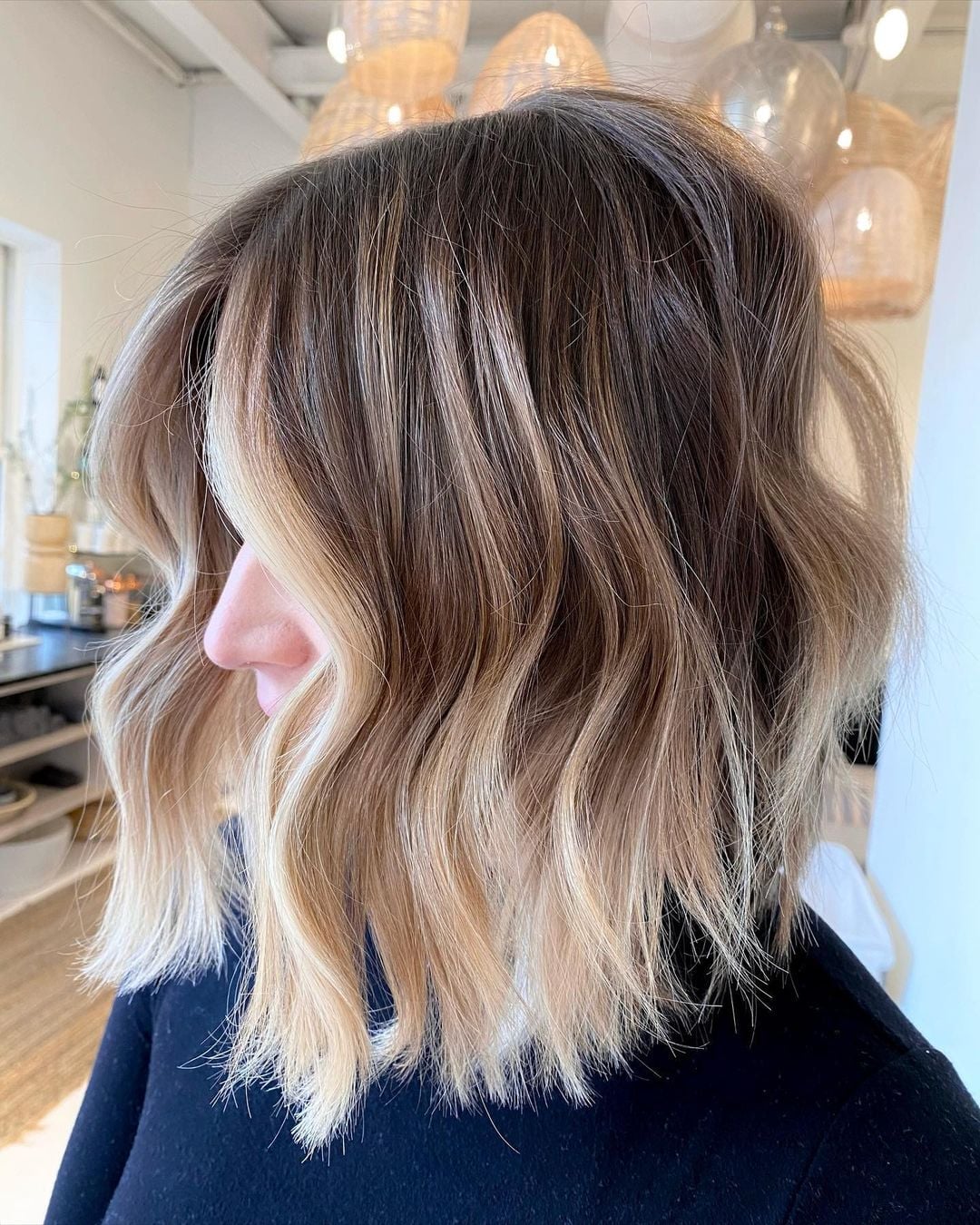 Collarbone Bob With Blonde Balayage — Simple Hair Color Ideas