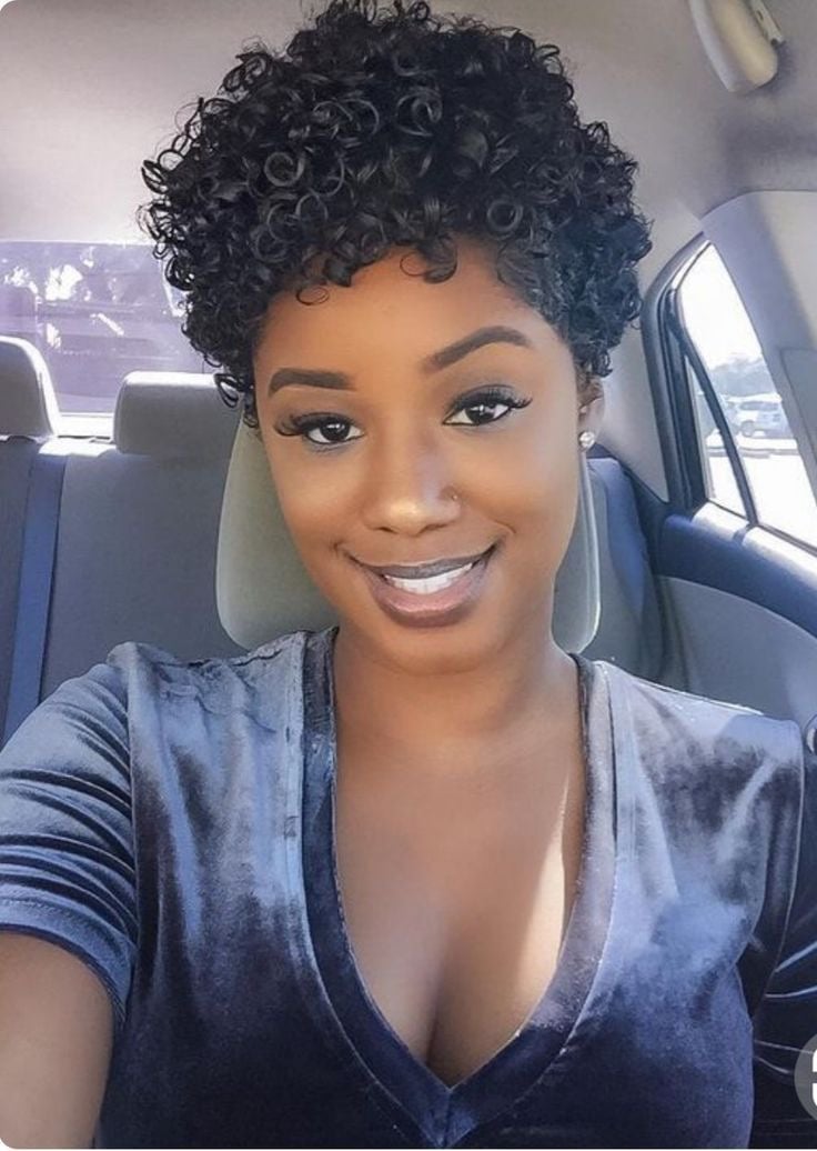 Short Layered Cut With Defined Curls Short Layered Cut With Defined Curls — Simple Haircuts for Black Women