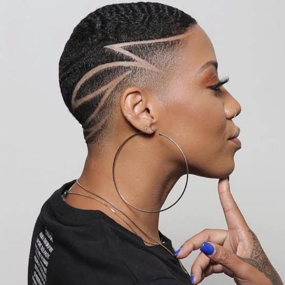 Very Short Fade With Geometric Lines Very Short Fade With Geometric Lines — Simple Haircuts for Black Women