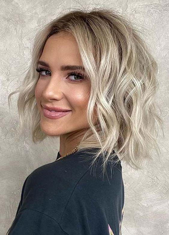 Collarbone Lob With Ash Blonde Root Shadow — Simple Haircuts for Thin Hair