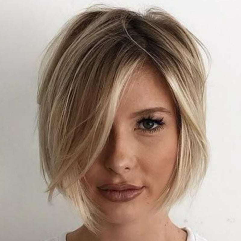 Layered Bob With Side Swept Bangs Layered Bob With Side Swept Bangs — Simple Haircuts for Thinning Hair