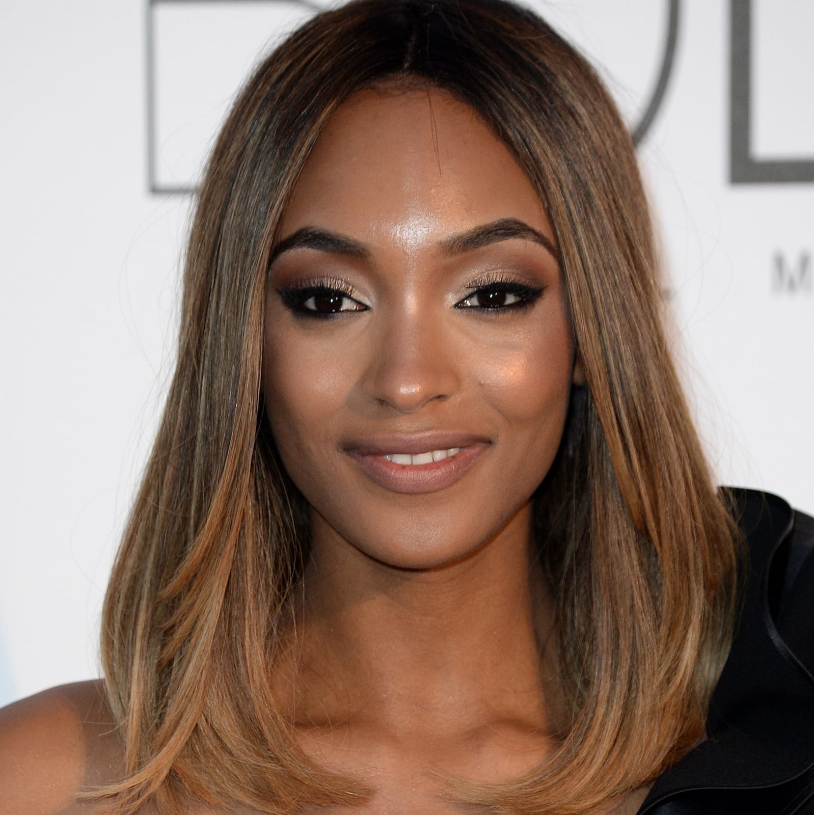 Shoulder Length Lob With Balayage Shoulder Length Lob With Balayage — Simple Haircuts for Thinning Hair