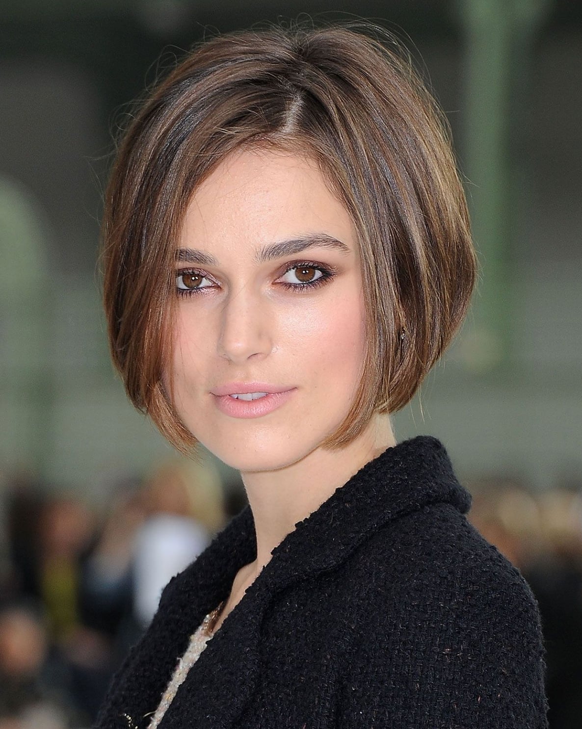 Chin Length Blunt Bob With Short Bangs — Simple Haircuts Tutorial