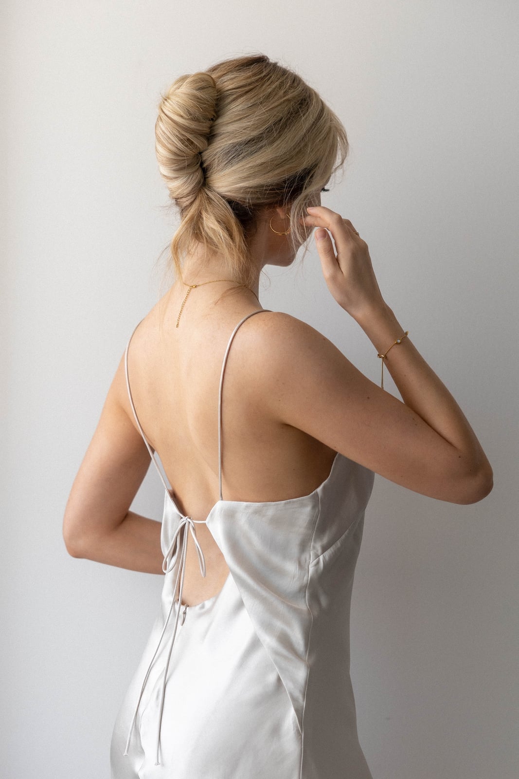 Blonde Twisted Updo — Simple Haircuts Tutorial