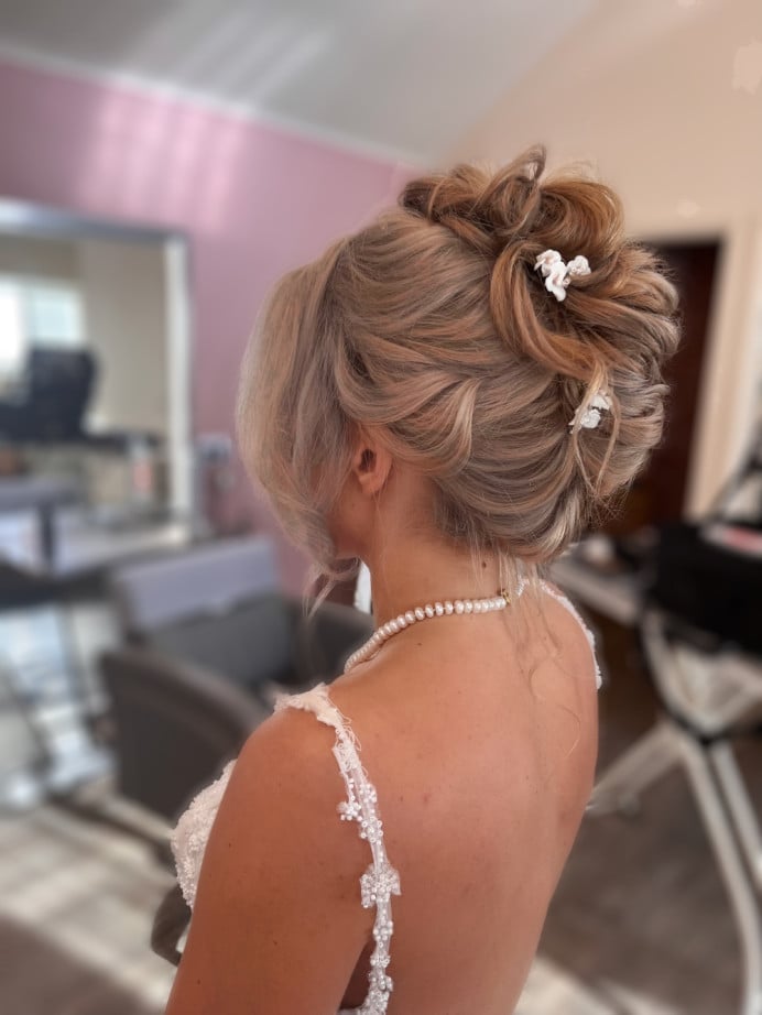 Textured Blonde Updo With Wispy Bangs, Long Textured Blonde Updo With Wispy Bangs, Long — Simple Hairstyles for Wedding