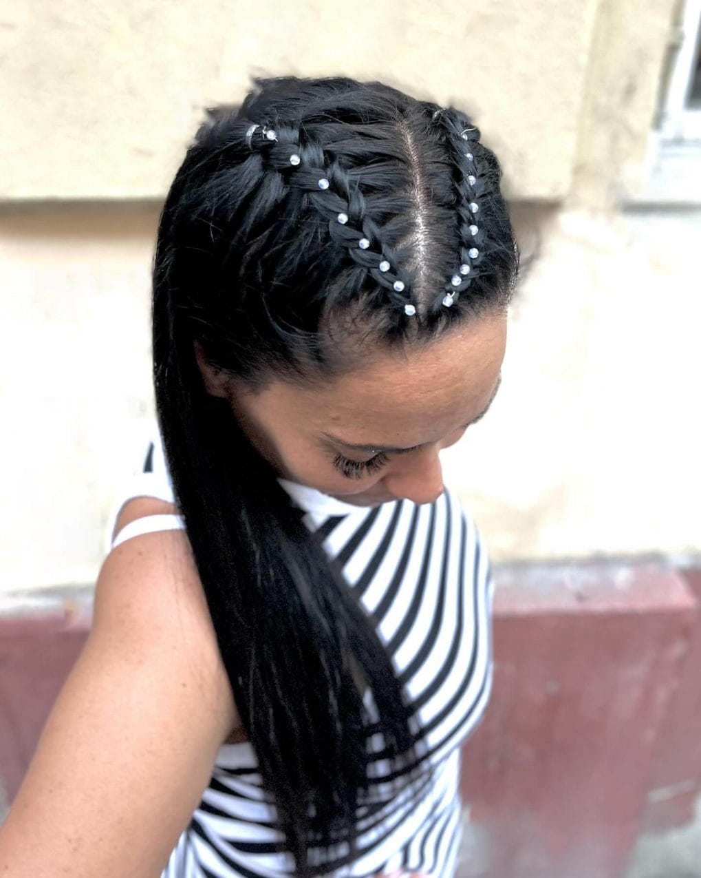 Shoulder Length Box Braids with Large Clear Beads and A Curly Texture — Simple Hairstyles with Beads