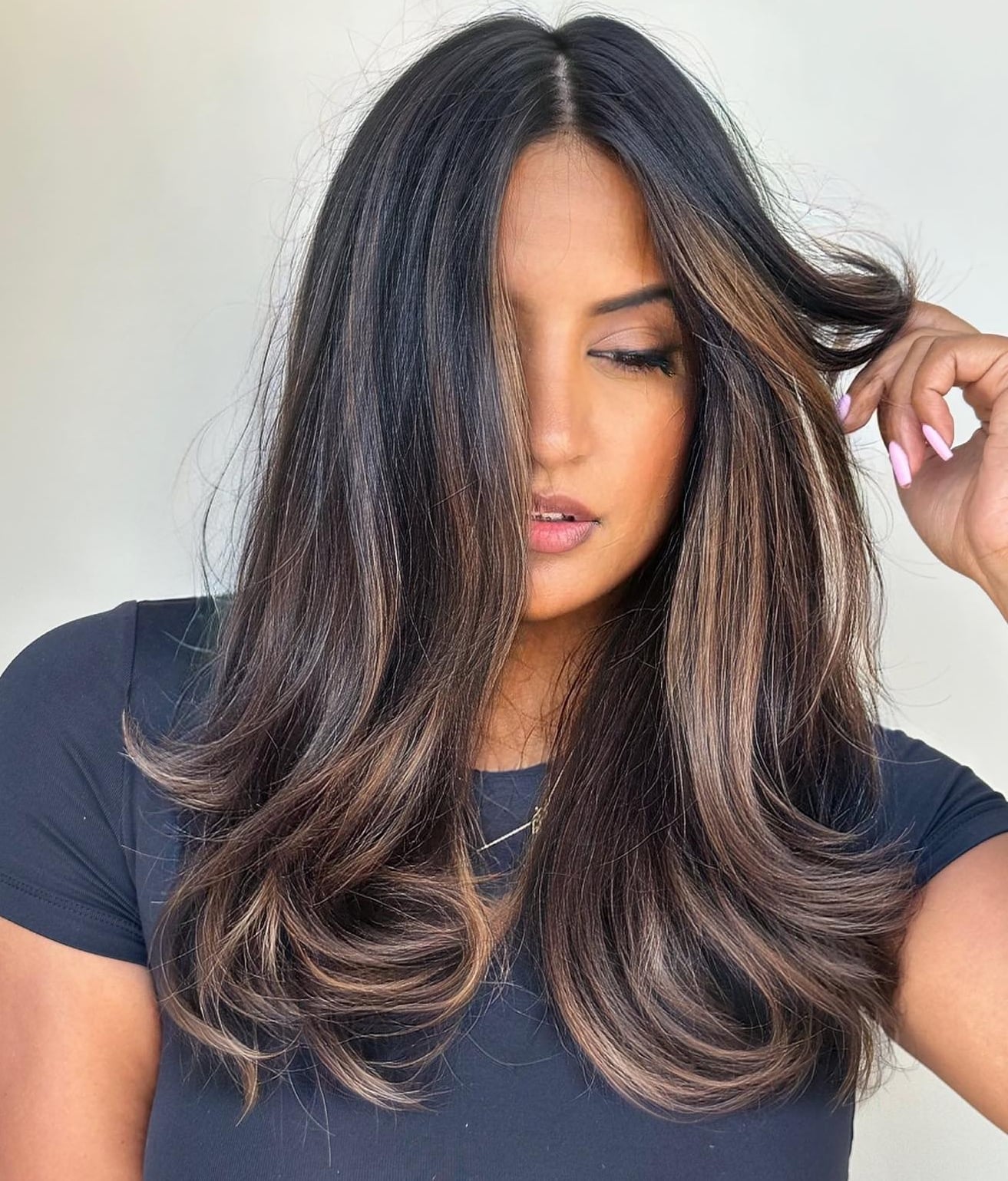 Mid-Back Length With Caramel Highlights and Bangs — Simple Highlights on Dark Hair
