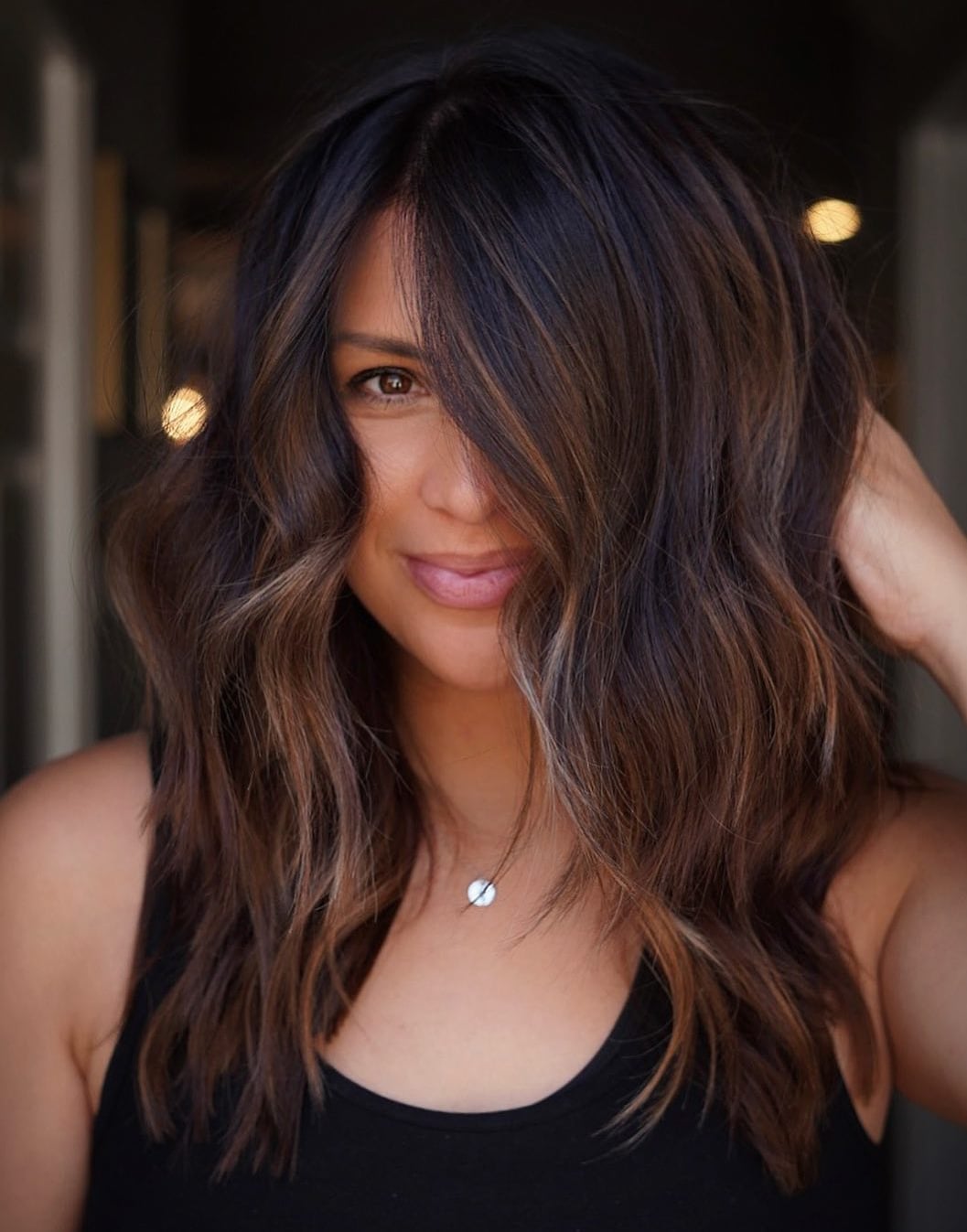 Mid-Back Dark Brown With Natural Looking Blonde Highlights — Simple Highlights on Dark Hair