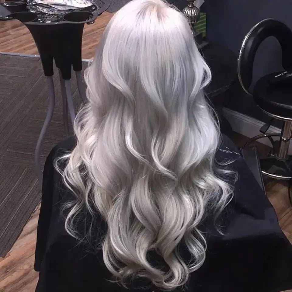 Mid-Back Icy Platinum Blonde With Loose Waves Mid-Back Icy Platinum Blonde With Loose Waves — Simple Icy Blonde