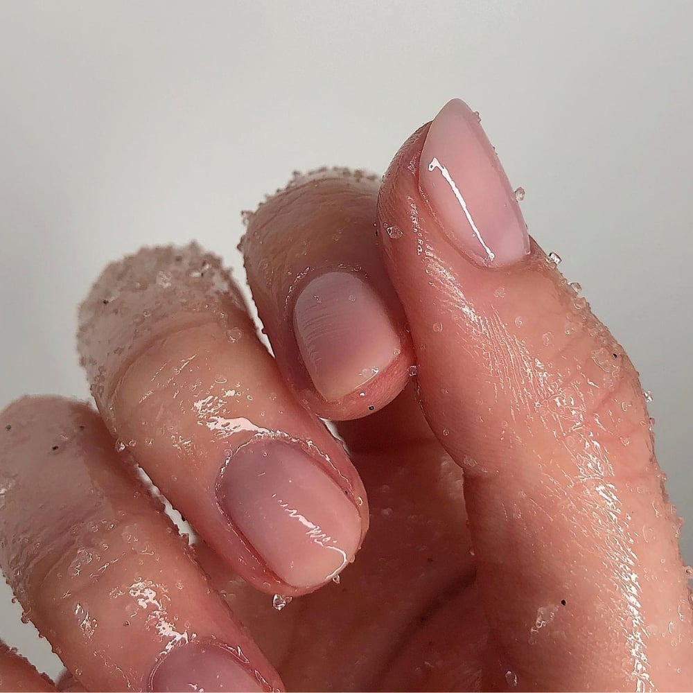 Medium Square Sheer Pink French Nails with Pearls Medium Square Sheer Pink French Nails with Pearls — Simple Japan Nails
