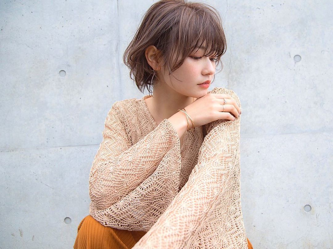 Ear Length Bob With Soft Curtain Bangs — Simple Japanese Hair
