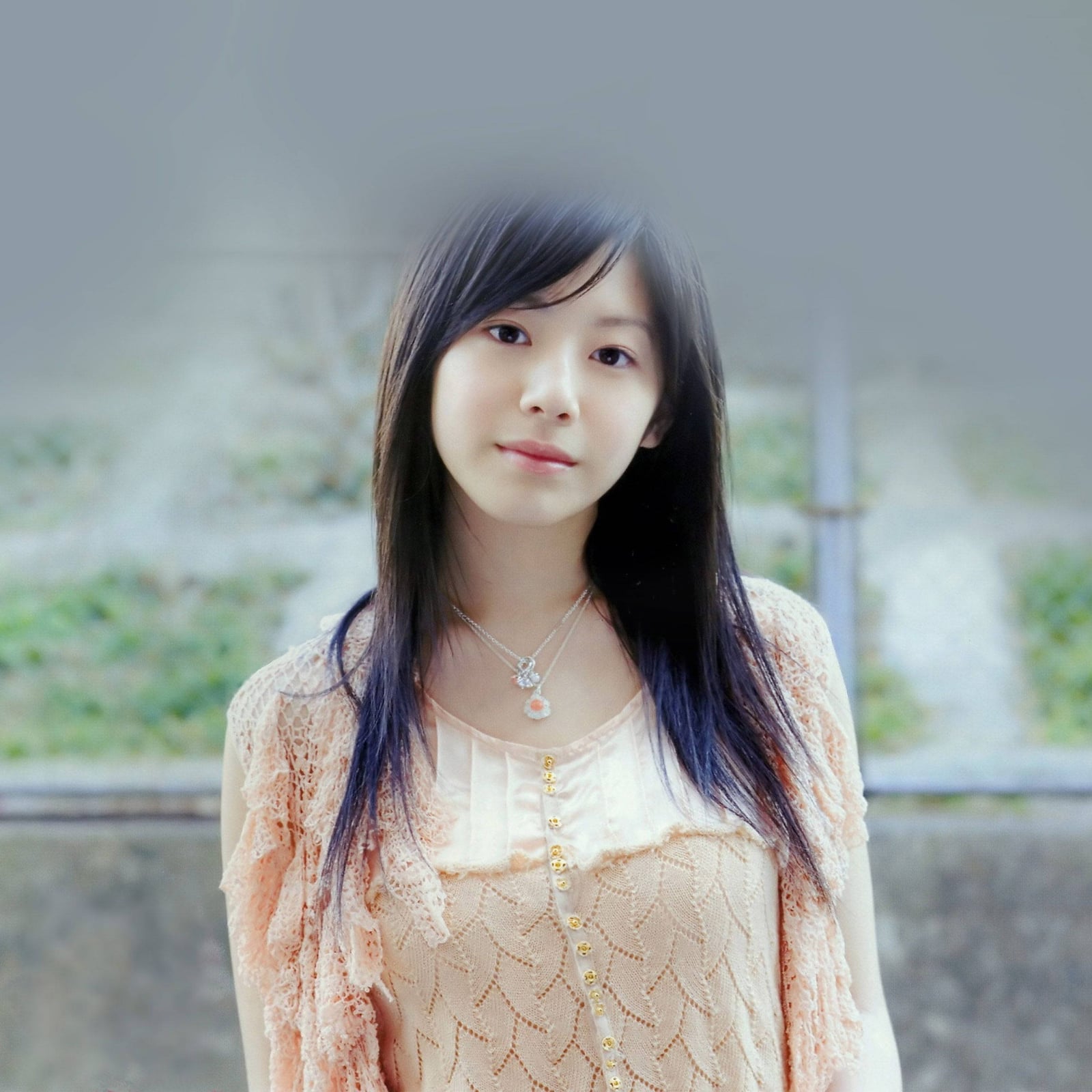 Mid-Back Long Straight With Side Bangs — Simple Japanese Hair