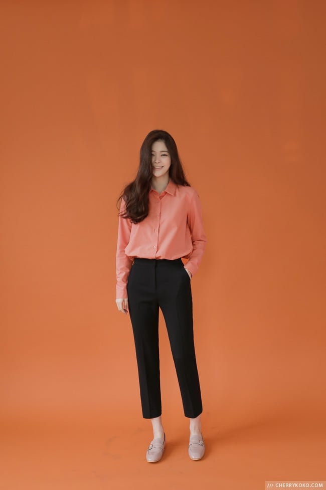 Peach Collared Shirt with Cropped Trousers Peach Collared Shirt with Cropped Trousers — Simple Job Interview Outfits