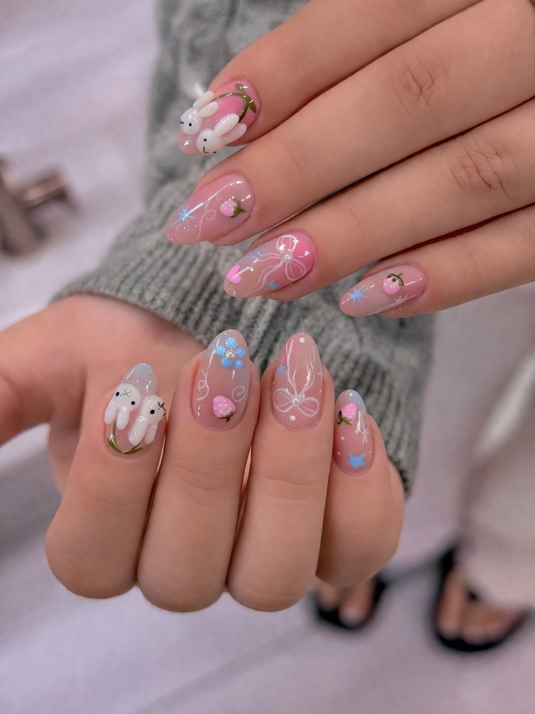 Short Almond Nails With 3D Bunnies And Bows Short Almond Nails With 3D Bunnies And Bows — Simple Kawaii Nails