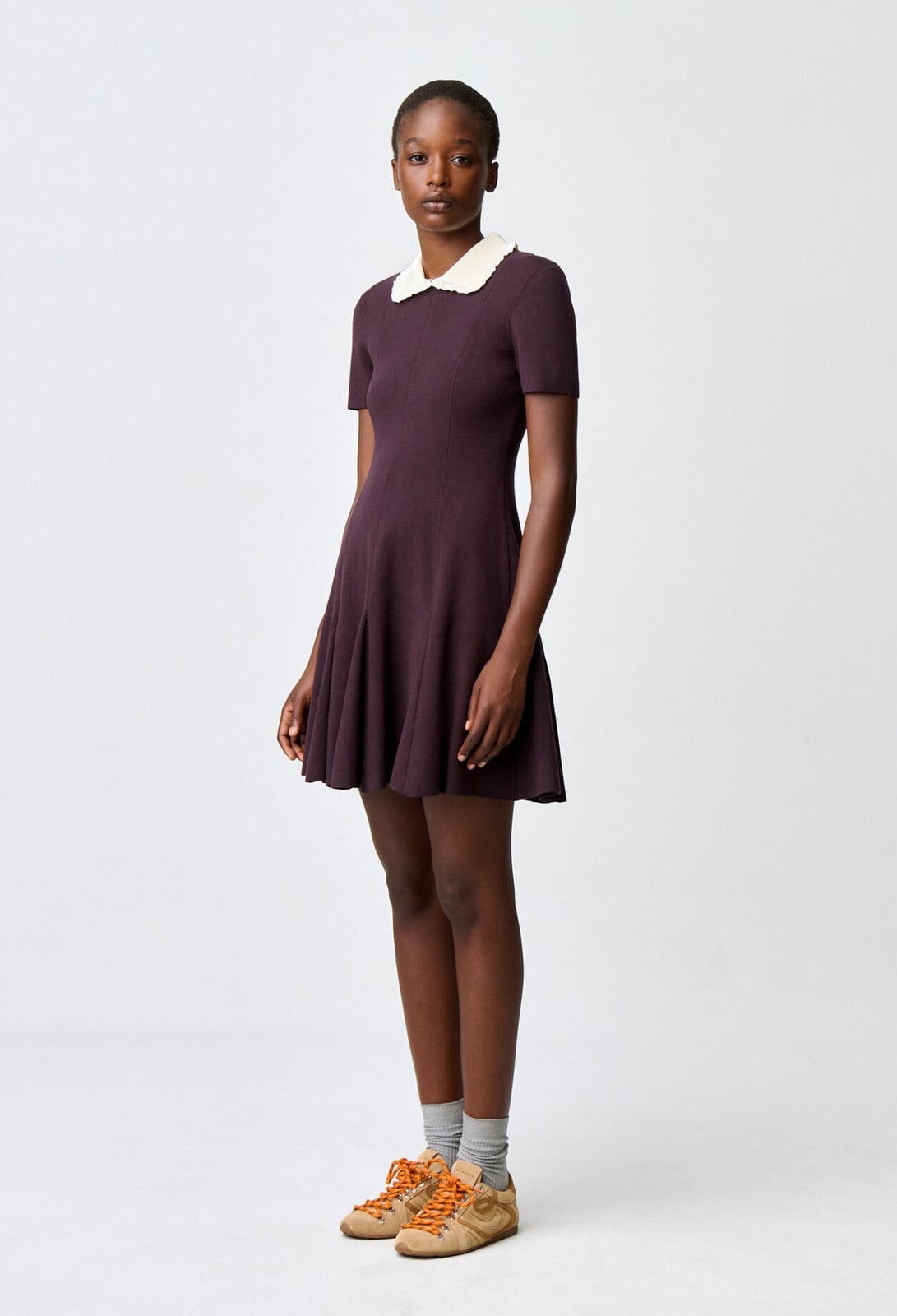 Purple Skater Dress with Contrast Collar, Close-Up Take Purple Skater Dress with Contrast Collar, Close-Up Take — Simple Knitted Dresses