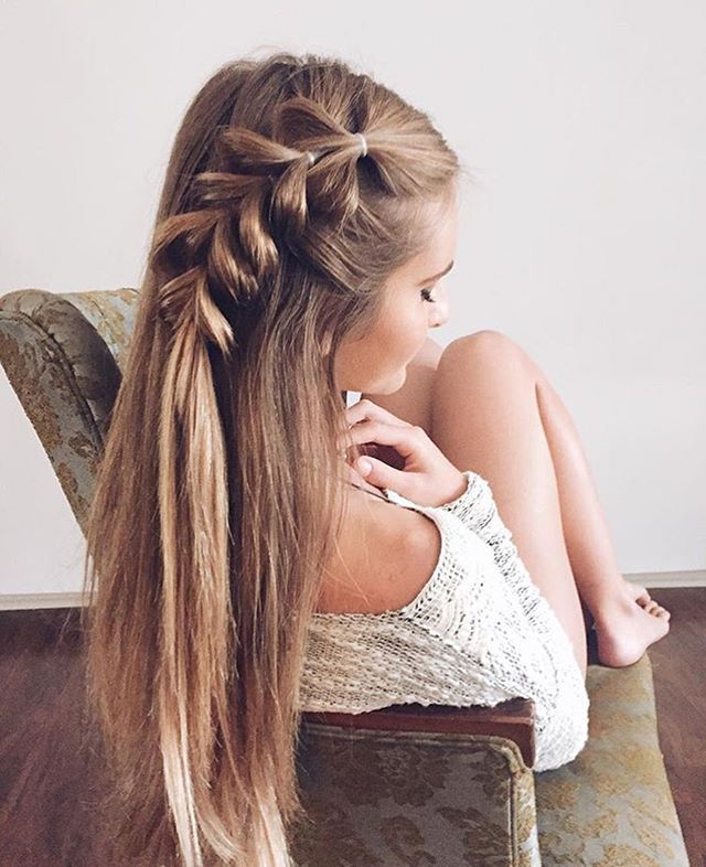 Fine Blonde Side Braid With Loose Strands — Simple Large Braids