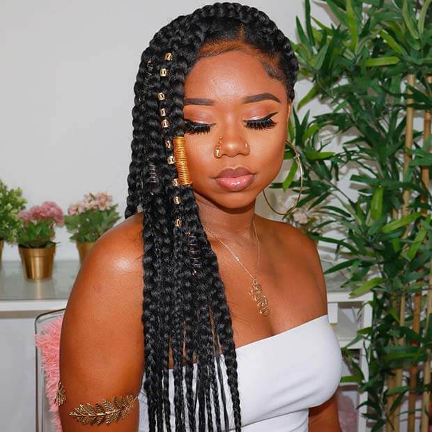 Mid-Back Wavy Box Braids With Gold Accessories, Low-Key Version Mid-Back Wavy Box Braids With Gold Accessories, Low-Key Version — Simple Large Knotless Braids
