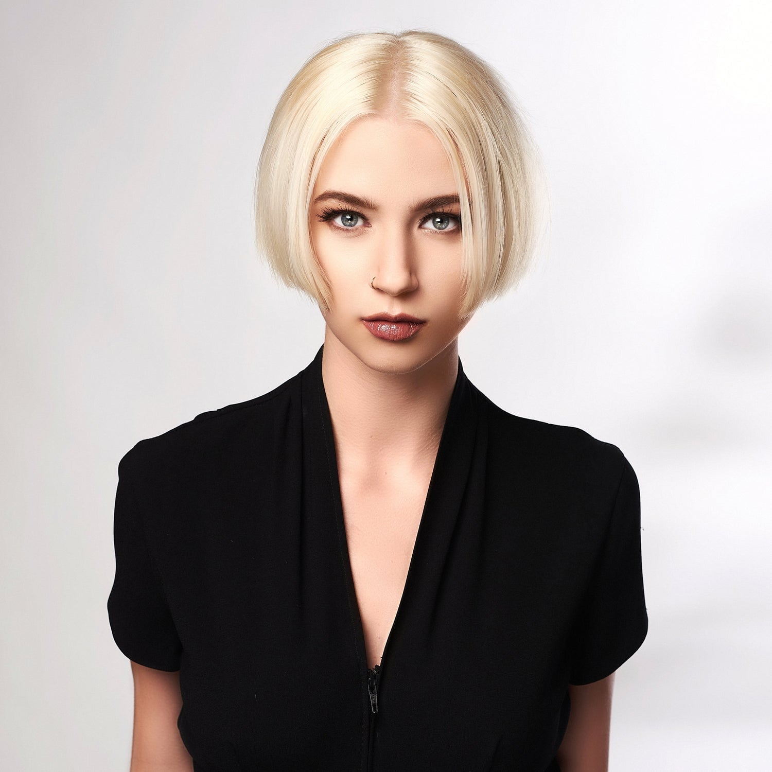 Chin Length Bob With Blunt Platinum Bangs, Straight Chin Length Bob With Blunt Platinum Bangs, Straight — Simple Layered Bob Hairstyles