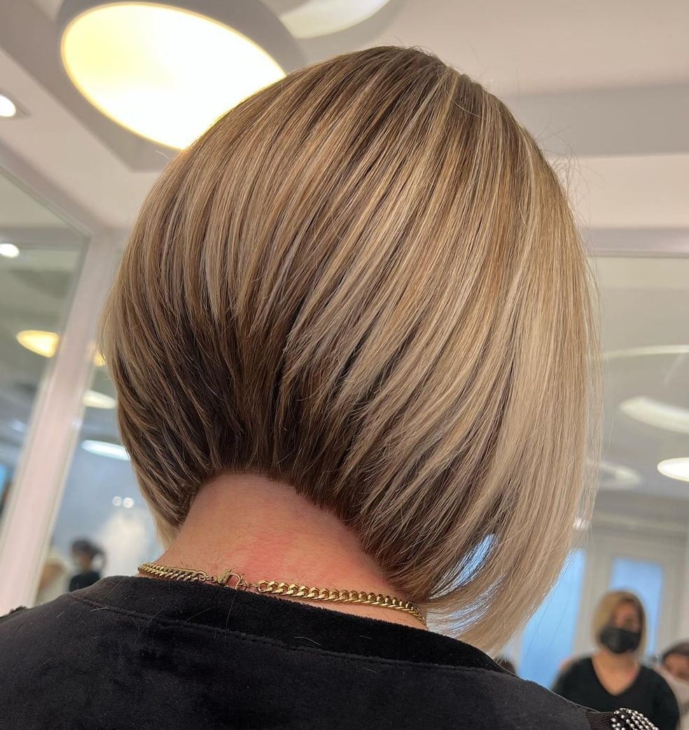 Chin Length Stacked Bob Back View With Blonde With Darker Roots Chin Length Stacked Bob Back View With Blonde With Darker Roots — Simple Layered Bob Hairstyles