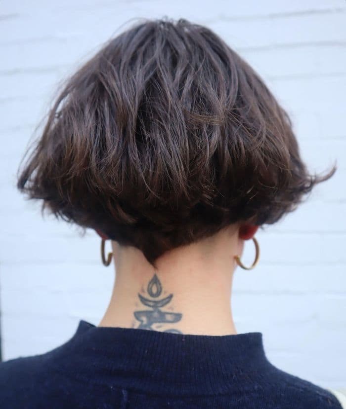 Ear Length Layered Bob Back View Ear Length Layered Bob Back View — Simple Layered Bob Hairstyles