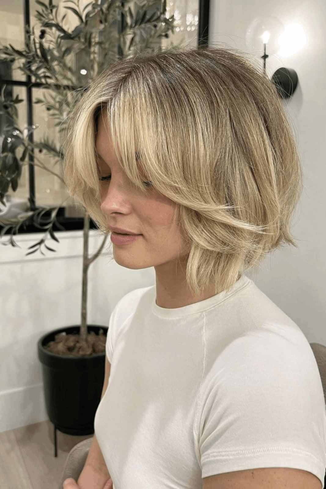Collarbone Layered Bob With Curtain Bangs Collarbone Layered Bob With Curtain Bangs — Simple Layered Bob Hairstyles