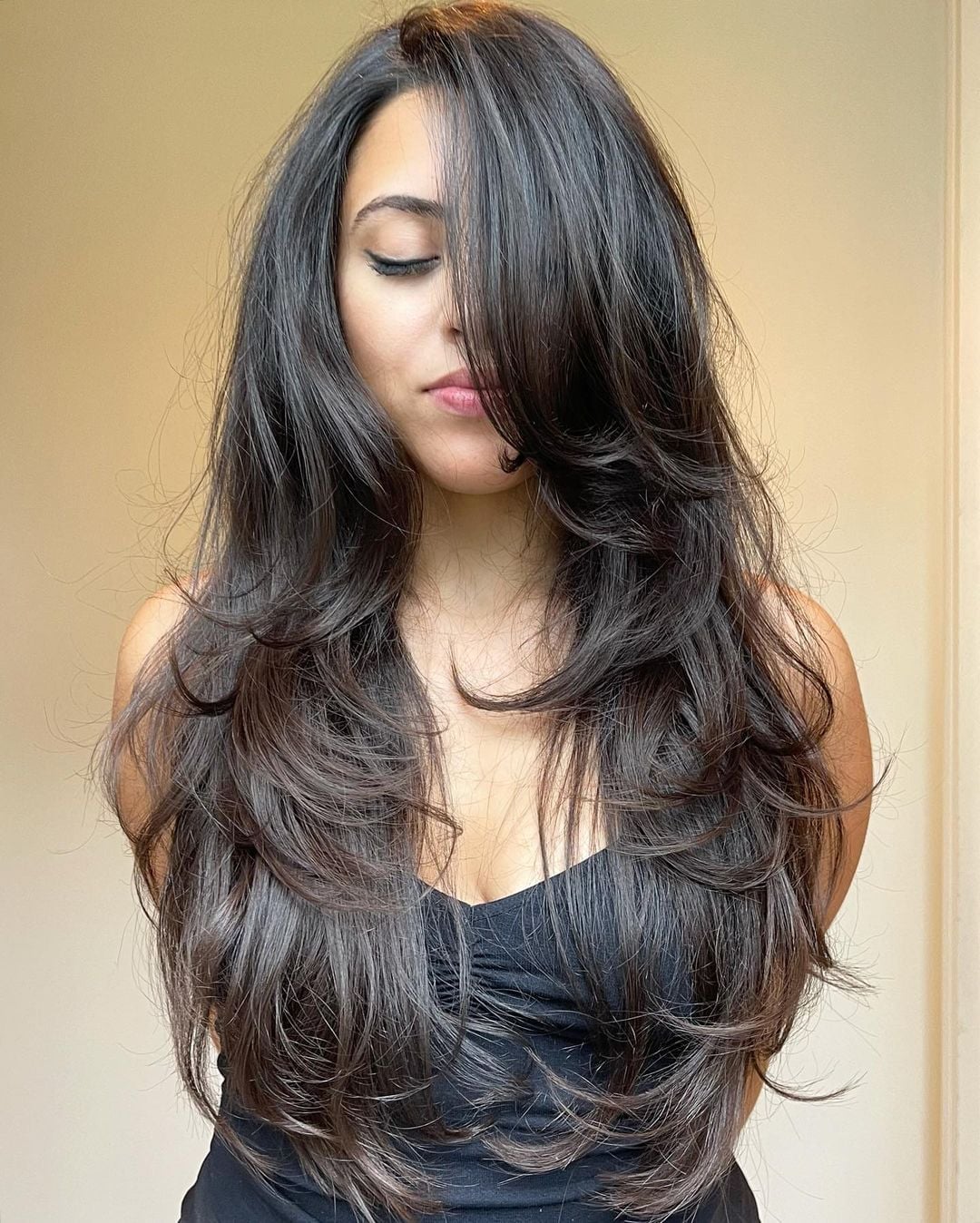 Thick Wavy Brown With Stacked Layers, Mid-Back — Simple Layered Haircuts for Long Hair