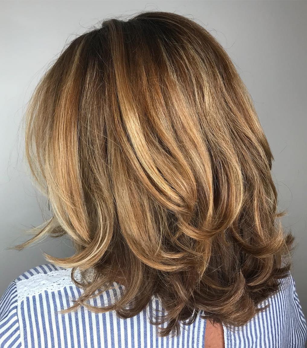 Collarbone Honey Blonde Layered Blowout Collarbone Honey Blonde Layered Blowout — Simple Layers Hairstyles