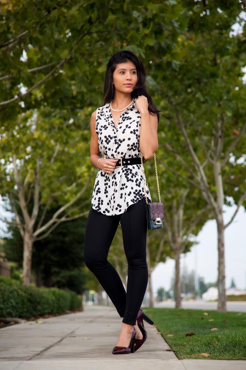 Black Leggings With Polka Dot Top And Burgundy Heels — Simple Leggings Outfits Casual