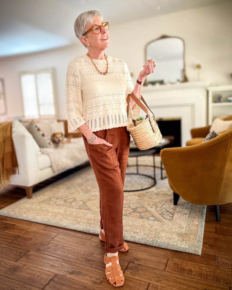 Brown Linen Trousers with Cream Crochet Knit Sweater — Simple Linen Pants Outfits