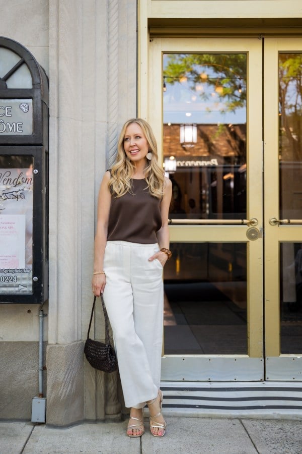 White Straight Leg Linen Pants with Brown Sleeveless Top — Simple Linen Pants Outfits