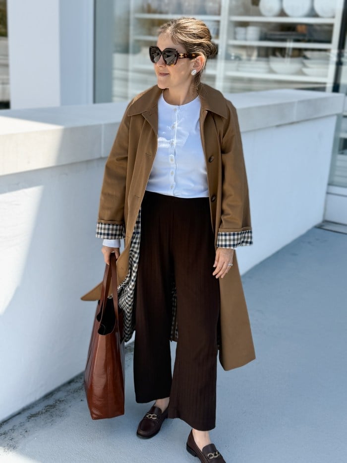 Trench Coat and Wide Leg Knit Trousers with Dark Brown Loafers Trench Coat and Wide Leg Knit Trousers with Dark Brown Loafers — Simple Loafer Outfits