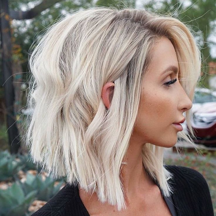 Shaggy Platinum Blonde Lob Shaggy Platinum Blonde Lob — Simple Lob Hair
