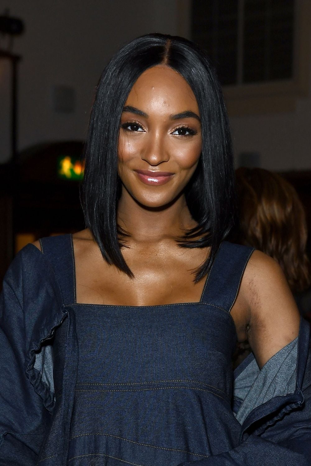 Dark Brown Collarbone Lob Dark Brown Collarbone Lob — Simple Lob Hair