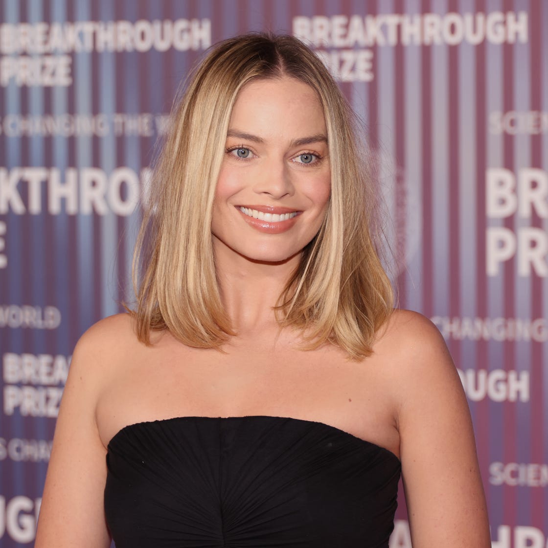 Ash Blonde Lob With Soft Curtain Bangs Ash Blonde Lob With Soft Curtain Bangs — Simple Lob Hair
