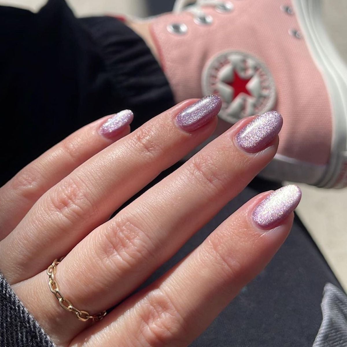 Light Lilac Silver Shimmer Medium Almond Nails Light Lilac Silver Shimmer Medium Almond Nails — Simple Magnetic Nails